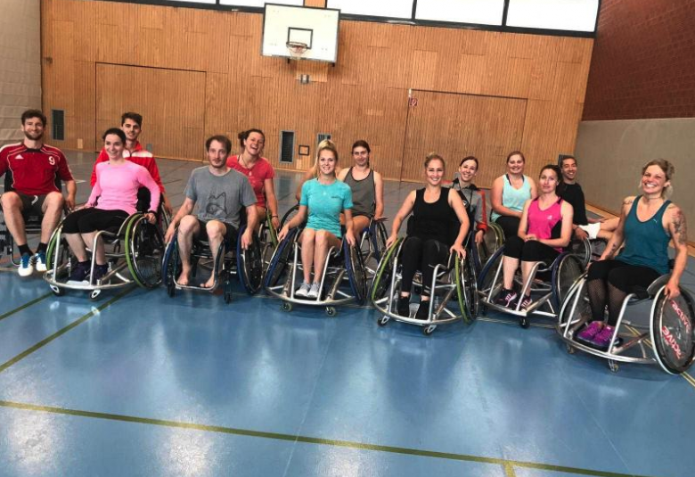 Praxiserfahrungen im "Rollstuhlbasketball"