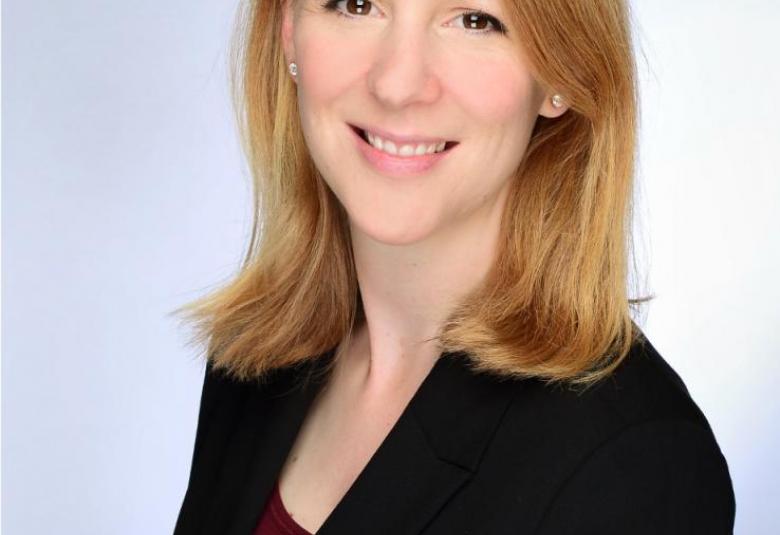 Das Bild zeigt die Vortragende Dominique Klein.