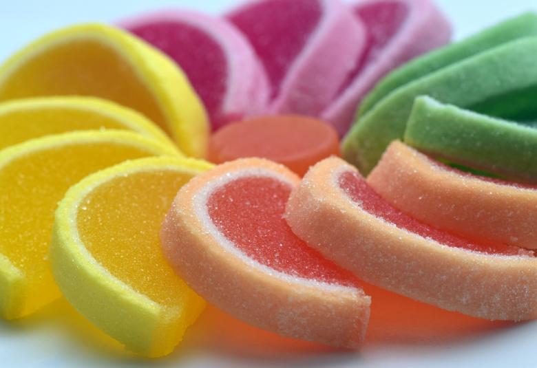 Zucker- verlockend süß, doch im Überschuß bitter"  - lautete das Thema einer Bachelorarbeit. Dieser Beitrag wurde nun auch in einer Fachzeitschrift publiziert!