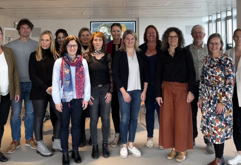 HLG Gesundheitsförderg. / Gesunde Schule gestalten (Gross Sabine Markt Roswitha Baumann Eva Speer Julia Kerbler Lena Permoser Verena  Sparber  Karin Volgger Jürgen Wachter Barbara Steurer Dagmar Manciavillano Maria Antonietta   Elisa Steiner Theodor Seeber Gabriele Bogner-Steiner Marina Spörr)