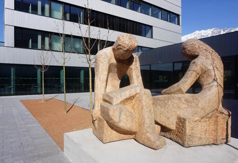 Skulptur von Prof. Helmut Millonig