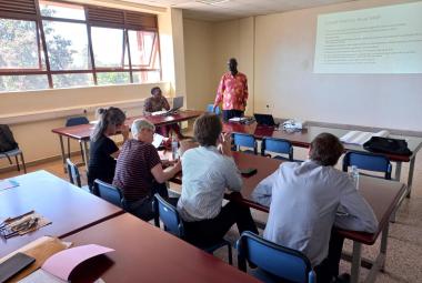 Studienreisende in Uganda