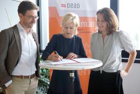 Eine besondere Kooperation mit ERINNERN:AT und dem Haus der Wannsee-Konferenz ermöglicht die Abschlussexkursion nach Berlin im Rahmen des HLG zur Holocaus-Education.