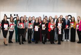 Die Absolvent:innen der PH Tirol.