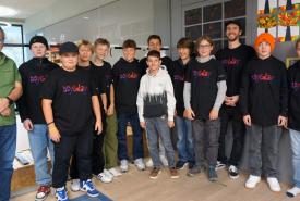 Elf Burschen aus einem Innsbrucker Gymnasium hospitierten im Rahmen des Boys' Day an der PHT.