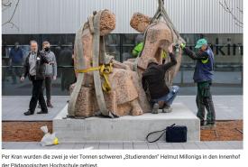 Kunst, die sich in Architektur reinreklamiert